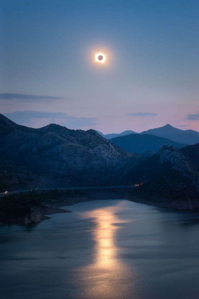 Embalse de los Barrios de Luna - Eclipse totale de soleil
